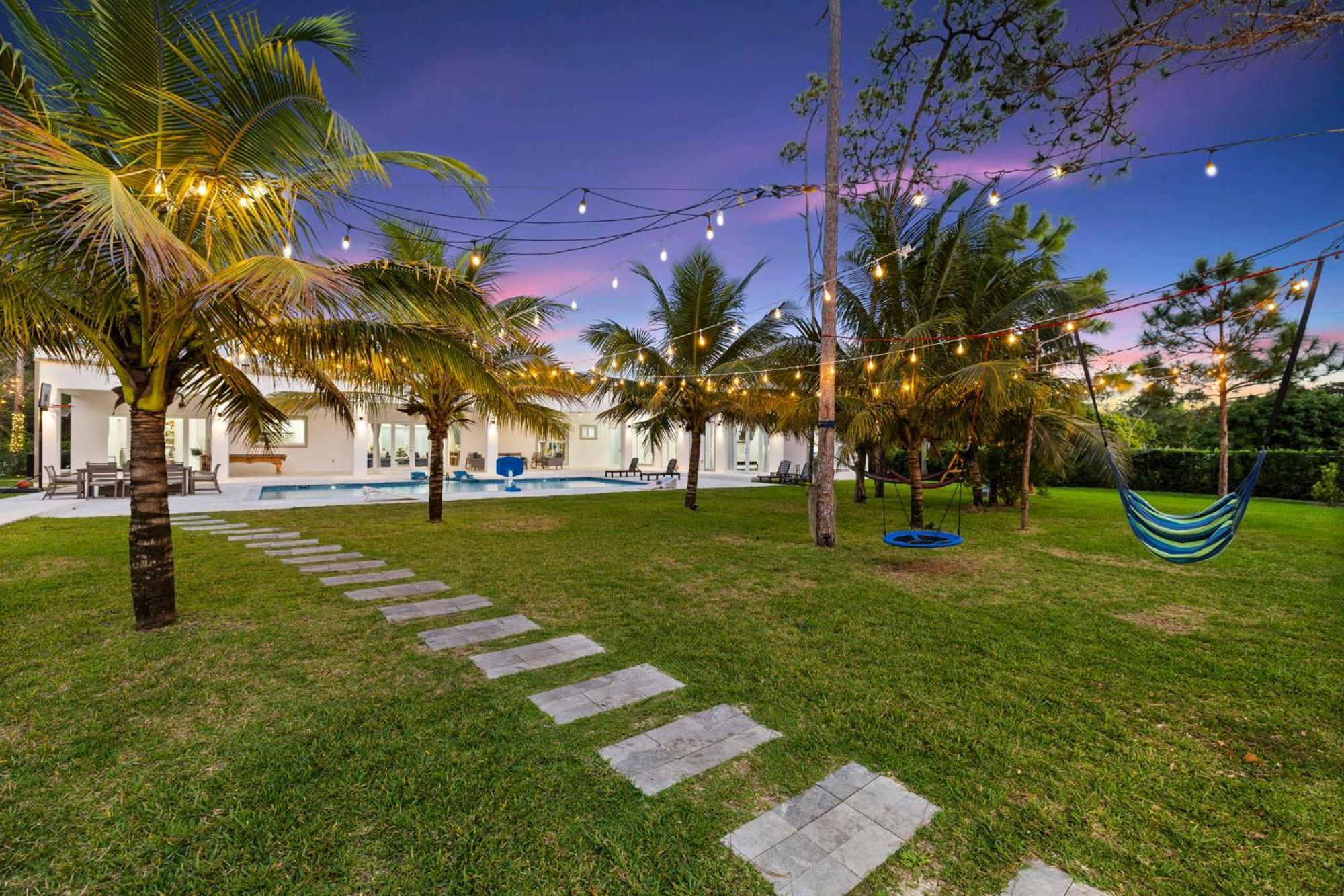 Ideal For Families The White House Of Miami Close To Miami Beaches And The Keys West Princeton Bagian luar foto