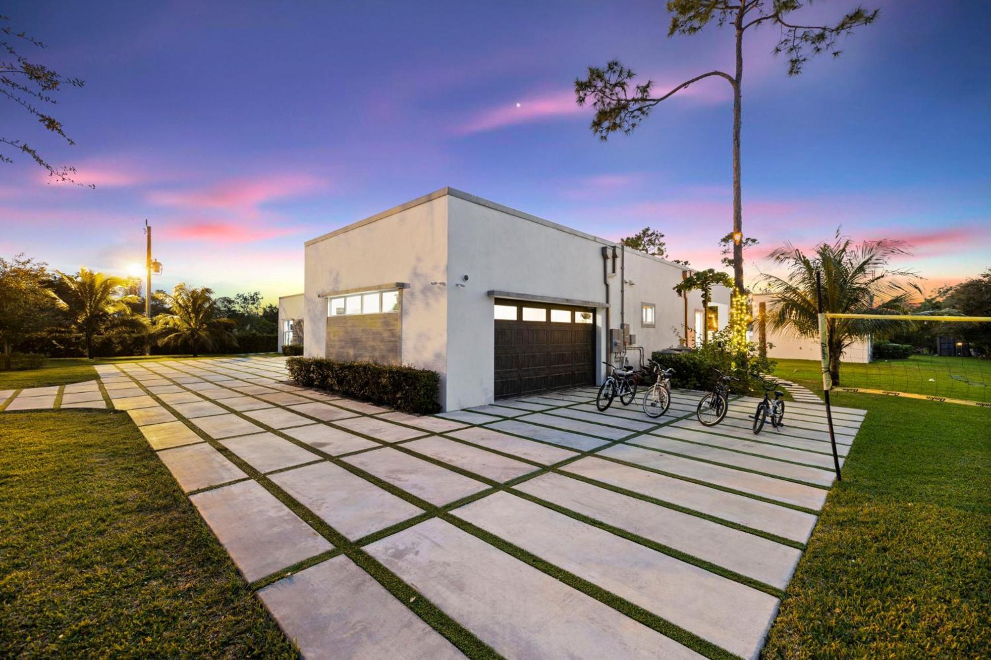 Ideal For Families The White House Of Miami Close To Miami Beaches And The Keys West Princeton Bagian luar foto